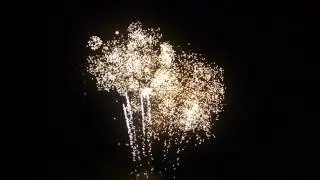 #15 Show (Abschlussfeuerwerk von MainFire-Vorschie&szlig;en)