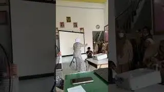 dirigen lagu hymne ibi