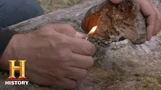Alone: Survival Hacks: Natural Bug Repellent | History