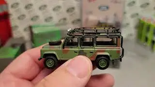 Rover Land  Review of MINI GT  Land Rover Defender 110