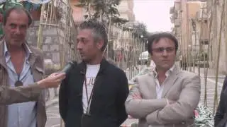 Vincenzo Figuccia visita l'Infiorata di Godrano.