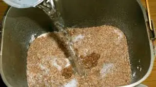 Bread with wheat bran in a bread maker