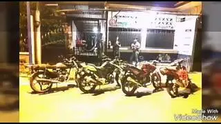 La vieja escuela pendejas en moto (novatos)