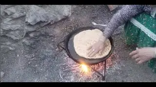 #Amazigh #Culture ǀ Aɣṛum n bujaṛi - Galette 