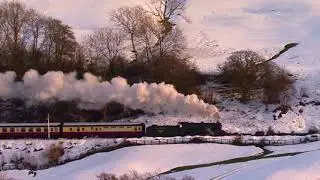 NYMR - Snow continues to grip the North Yorkshire Moors Railway in mid December