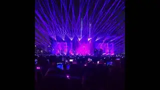 Full performance de #loba de #shakira en #lmynlworldtour