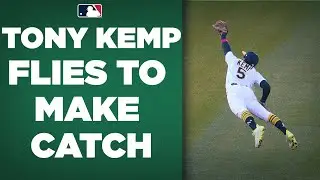Tony Kemp does best SUPERMAN impression to make SENSATIONAL catch!