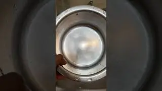 How to remove hard water stains from any cookware instantly using white vinegar and baking soda #diy