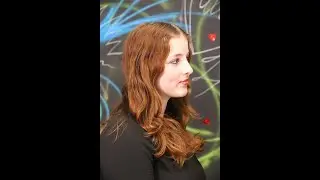 I LOVE TO HAVE LAYERS IN MY LONG HAIR AND A BROWN GOLD COLOR!! FIEN BY T.K.S