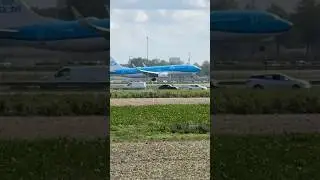 BOEING 737 KLM (ZAGREB TO AMSTERDAM) LANDING SCHIPHOL AIRPORT PHBXM // KL1968