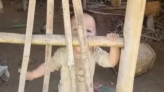 Sister Leaves Baby at Home | Girl Goes to Corn Field to Sell for Survival