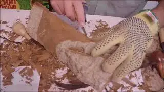 Carving an Elf House - Episode 1