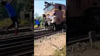 Train safety System in India 😨#shortsvideo #facts #train