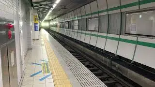あおば通駅にてE131系