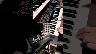 Queen Radio Ga Ga - synth bass arpeggio