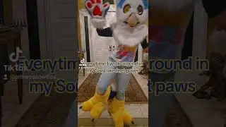 I always trip on them #ferngully #robinwilliams #furry #shorts #tiktok #owl #adhd #furryfandom