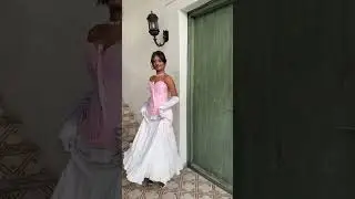 Long Satin Gloves Fashion 🧤 || #shorts #gloves #style #viralvideo #viral #whitegloves #weargloves