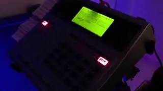 MOULIENDO CAFE on ROLAND VK88. Ophir Joury