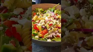 Esta ensalada est&aacute;  tan rica que puedo comerlas a diario‼️ #receta