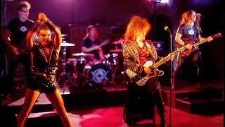 CROSSON  -  Never Give Up   (Official Music Video)