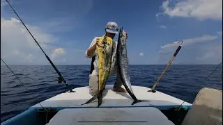 Catching wahoo and mahi on a homemade skiff