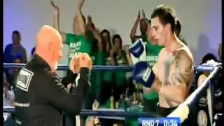 Dennis Hogan winning Qld Middleweight Title Rounds 6 & 7.mp4