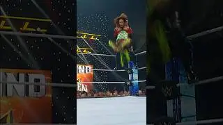 Naomi put a little something extra on this move 😳
