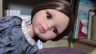 Paola Reina Laura Doll