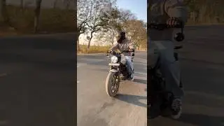 Guerrilla 450 🔥 Power Feel on Road | Short Ride Vibes #guerrilla450 #bikeshorts #royalenfield
