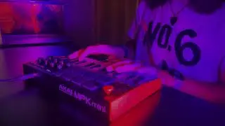 Running up that hill - Akai MPK mini 🎶🎹