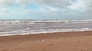 Slow motion waves at sea / Noordwijk aan Zee, the Netherlands 🇳🇱
