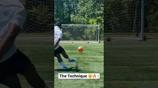 Craziest Curve Ever 🤯🔥. #shorts #football #soccer #messi #cr7 #neymar