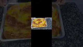 Delicioso P&atilde;o doce com creme de confeiteiro e frutas cristalizadas