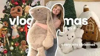 making a JELLYCAT CHRISTMAS TREE! | VLOGMAS Day 4 ⋆｡˚❆˚ ｡⋆