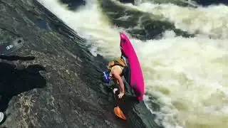 KAYAKER ESCAPES CLASS 4 WHITEWATER WITH EPIC PRESS- HANDSTAND 🔥