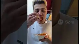 halal currywurst 😋☠️ #ai #currywurst #curry36 #halal #mashallah #papaplatte #wurst #aivideo #spa&szlig;