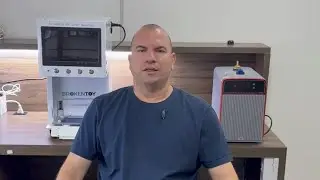 Máquina laser de remoção de vidro de tela com refrigerador. 