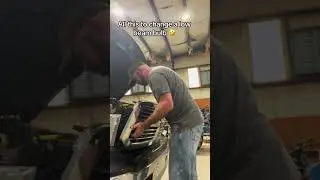 2017 dodge ram 1500 low beam bulb change #truck#dodge e