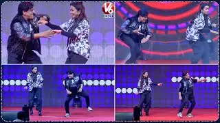 Comedian Ali & Anchor Suma Super Dance On Stage | Double Ismart Pre Release Event | V6Ent