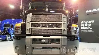 2020 Mack Anthem 64T MP8 - 505 hp 70'' Sleeper Black Limited Edition Package Truck