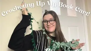 Now it looks so much cuter! ~ Decorate my book cart with me (and crochet) #crochet #decor #bookcart