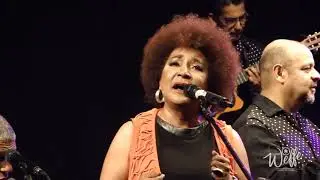 Sonero Clásico del Caribe y Trina Medina - Rosas Rojas