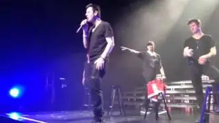 Jordan Knight in Kiss. Danny get's intimate