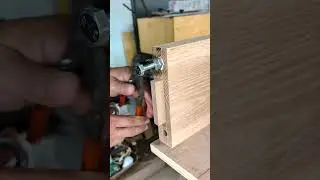 Como instalar roscas de inserto - Threaded Insert #shorts #woodscraft #woodworking #wood