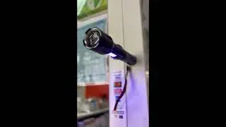 Linterna T&aacute;ctica con Im&aacute;n