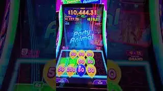 Jackpot Party VIP Funky Town & Party Saver Hold n Spin