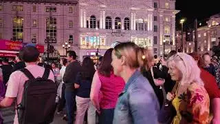 What REALLY Happens in Soho at Night?! 😱 London Weekend Walk | 4K