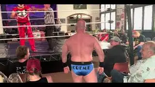The Great Tiger vs Keith Creme