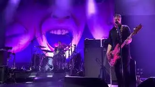 Supergrass - Pumping on Your Stereo (I Should Coco 30th Anniversary Tour) Live @ The Forum  08/06/25