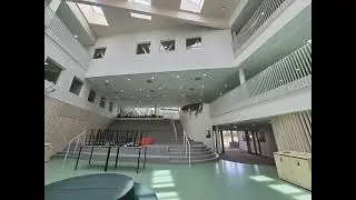Ashram College